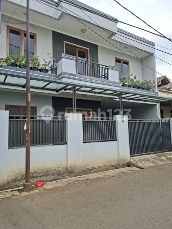 Ready-to-Occupy 2-Story House in Deplu Complex, Highly Strategic Location
