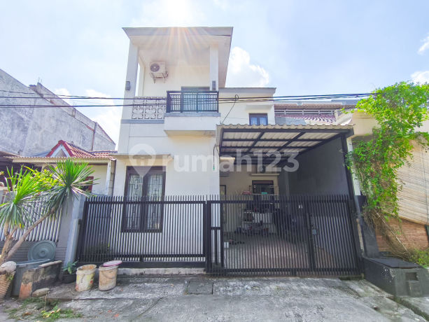 Rumah 9 Menit ke Gerbang Tol Kukusan 3 SHM 2 Lt Dibantu KPR ⁠J-34110