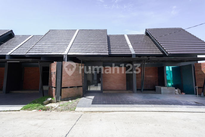 Rumah Strategis di Bekasi Dekat Stasiun dan Rs 3 Kamar bisa KPR J41935