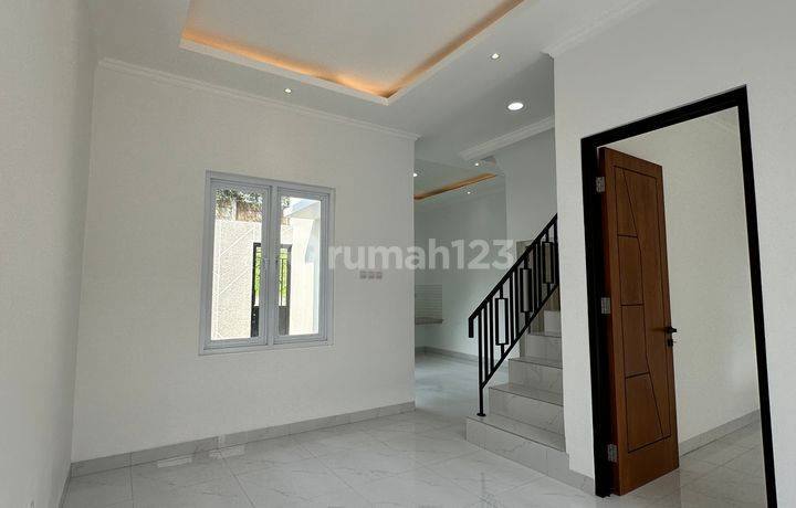 Dijual Rumah Cantik Rumah Cluster Azura Vanya Park Bsd