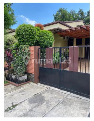 Dijual rumah Sekneg Cidodol, Grogol Selatan, Kebayoran Lama, Jakarta Selatan Dijual rumah Sekneg Cidodol, Grogol Selatan, Kebayoran Lama, Jakarta Selatan