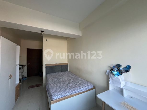 Good Studio Type Apartments Easton Park Residence Jatinangor