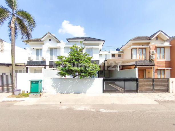 Dream Home Spacious 5 Minutes to Jelupang Toll Gate Assisted with Mortgage J36129 Dream Home Spacious 5 Minutes to Jelupang Toll Gate Assisted with Mortgage J36129