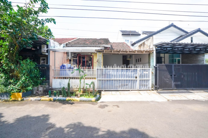 Rumah SHM Siap Huni dekat Living Plaza Pamulang Dibantu KPR J-34056