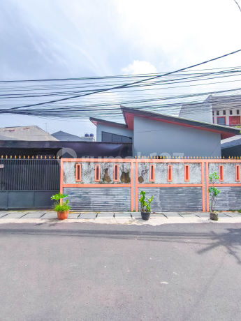 Rumah LT 189 Hadap Selatan 10 Menit ke Aeon Mall Tanjung Barat J-46532