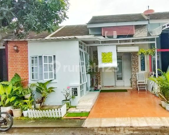 Rumah Siap Huni 9 Menit ke Gerbang Tol BSD Barat 1 Dibantu KPR J-38720