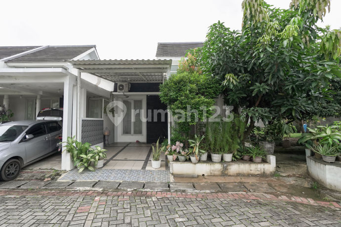 Rumah 1 LT SHM 6 Menit ke Summarecon Mall Bekasi Hadap Utara J23135