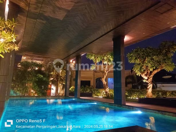 Rumah Besar Mewah Cantik Pantai Mutiara 