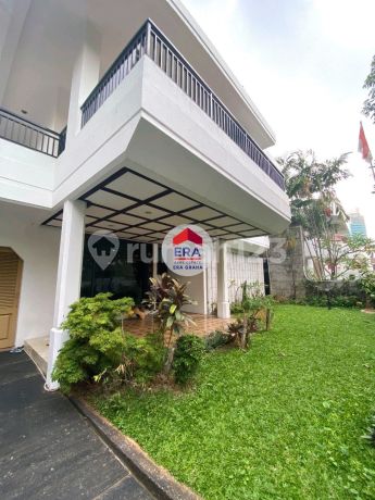 Ready-to-Occupy House in SCBD Kuningan Area, South Jakarta