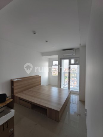 Sewa Apartemen Kyo Society Tipe Studio Lantai 12 Semi Furnished