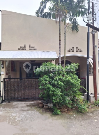 Jual Cepat Rumah dalam Komplek di Villa Pertiwi Cilodong Jual Cepat Rumah dalam Komplek di Villa Pertiwi Cilodong