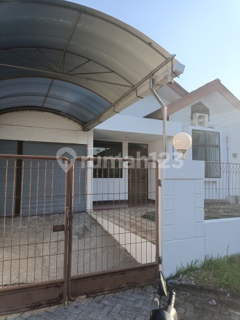 Rumah SHM Dijual di Sambikerep Indah Timur, Surabaya Rumah SHM Dijual di Sambikerep Indah Timur, Surabaya