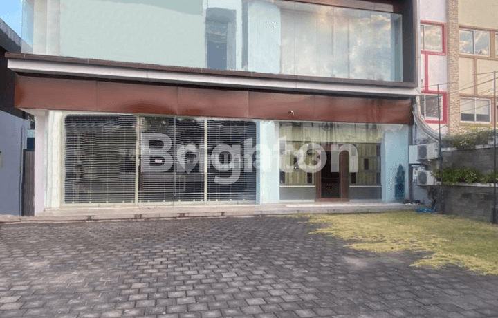 GEDUNG DI BY PASS NGURAH RAI - PEMOGAN, COCOK UNTUK KANTOR REPRESENTATIF, GALERI, KLINIK KECANTIKAN, SEKOLAH INT, TEMPAT BIMBINGAN BELAJAR