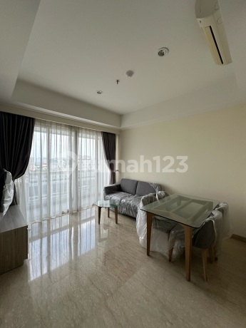 Menteng Park Apartment 2 Bedrooms Fully Furnished, New Brand, Selling at a Loss Menteng Park Apartment 2 Bedrooms Fully Furnished, New Brand, Selling at a Loss