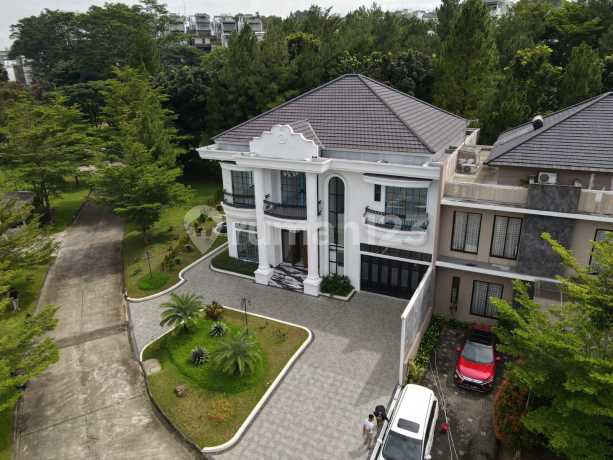 Exclusive House! Classic Palace Home in Sentul City | Quick Sale