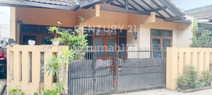 Rumah Posisi Hoek Di Komplek Nata Endah, Kabupaten Bandung
