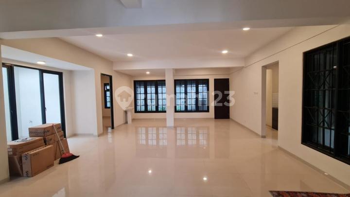 Dijual rumah minimalis baru renovasi total. Like new Dijual rumah minimalis baru renovasi total. Like new