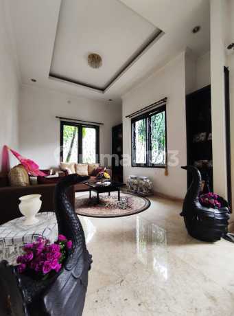 Dijual Rumah di Jl. Yado  Radio dalam Jakarta Selatan