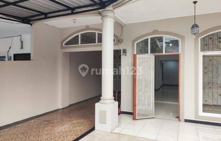 Dijual Cepat Rumah 2 Lantai Siap Huni Lokasi Citra Wisata