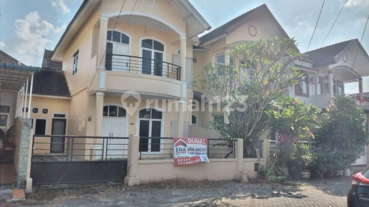 Dijual Rumah 2 Lantai di Citra Wisata Strategis Aman dan Nyaman Dijual Rumah 2 Lantai di Citra Wisata Strategis Aman dan Nyaman