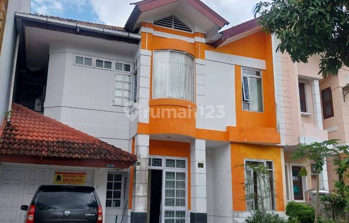 Turun Harga Rumah 2 Lantai Di Royal Sumatera Sangat Aman & Nyaman