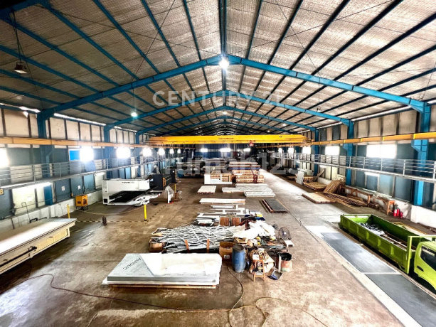 Workshop Gudang Kantor di Jl Raya Hankam Bekasi Akses Container Workshop Gudang Kantor di Jl Raya Hankam Bekasi Akses Container