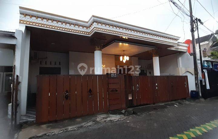 Rumah Bagus Siap Huni Ada Swimming Pool Plamongan Indah