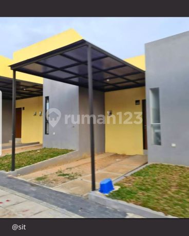 QUICK SALE! Beautiful House in Samanea Hills Cluster Acacia, Parung Panjang Bogor. QUICK SALE! Beautiful House in Samanea Hills Cluster Acacia, Parung Panjang Bogor.