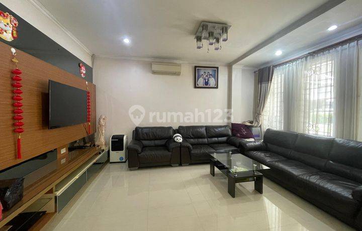 Rumah Rapi Siap Huni Semi Furnished Taman Osaka Lippo Karawaci 