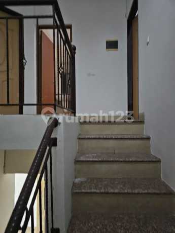 Dijual Rumah 2 Lantai Ukuran 180 M2 di Perum Lippo Karawaci Cluster Holandia