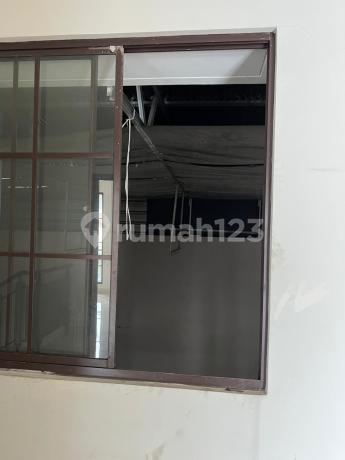 Dijual Rumah 2 Lantai di Green Lake City Cluer East Asia Jalan Boulevard Ukuran 10X20 Tangerang Dijual Rumah 2 Lantai di Green Lake City Cluer East Asia Jalan Boulevard Ukuran 10X20 Tangerang