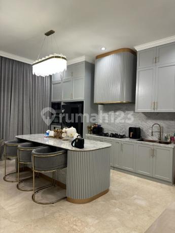 For Sale: Madja Residence House in Puri, 3 floors in Kembangan, Joglo, West Jakarta For Sale: Madja Residence House in Puri, 3 floors in Kembangan, Joglo, West Jakarta