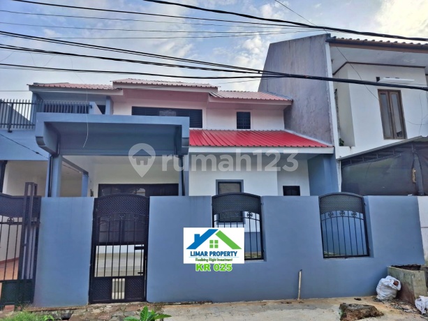 Rumah 2 Lantai Sudah Renovasi Harga Terbaik di Kranggan Permai