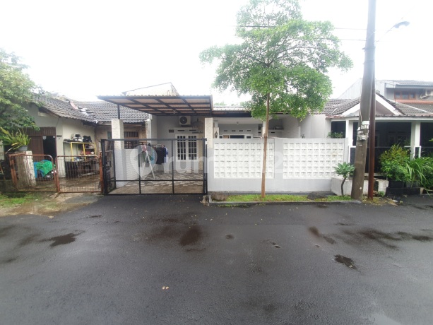 House Near Lake Ciomas Permai Price 575jt Negotiable