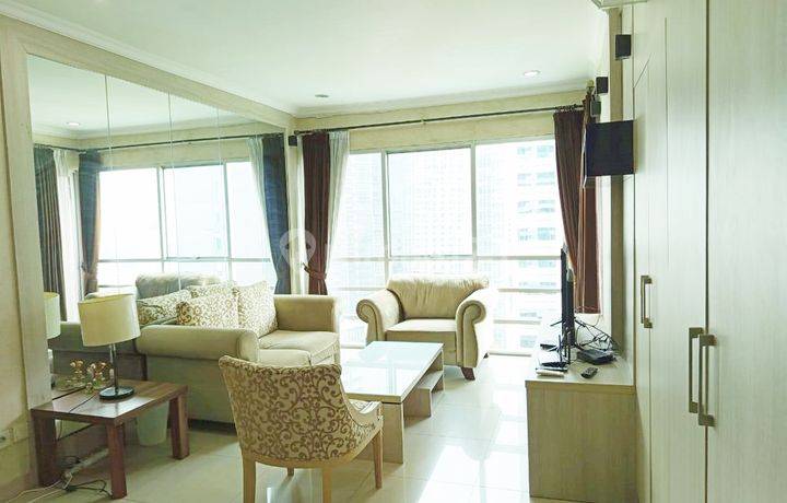 Nice 2BR + Study Apt with Pool View At Sahid Sudirman Residence