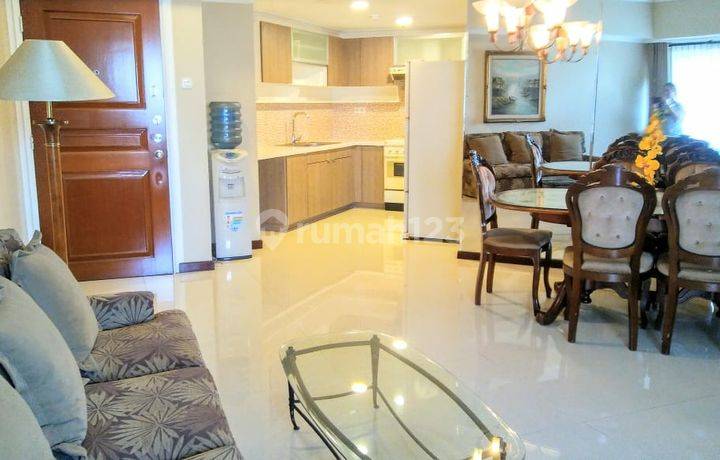 Nice and Cozy 3BR Apartment Strategically Located At Sudirman