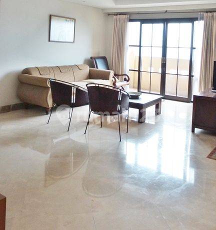 Nice 3BR Apt with Easy Access At Kusuma Chandra Sudirman