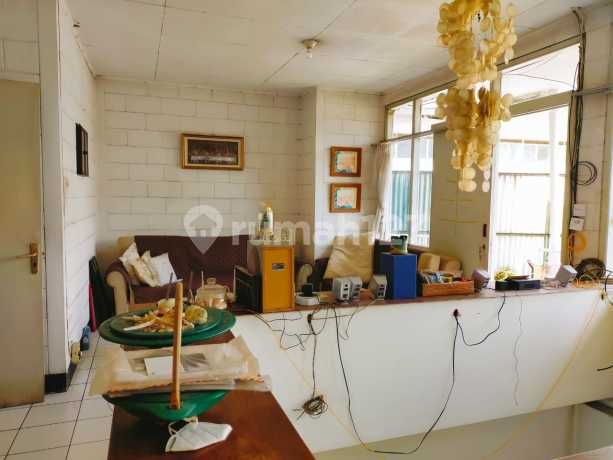 Vintage Style House Jl. Cipaku Indah Setiabudi Bandung Negotiable Price Vintage Style House Jl. Cipaku Indah Setiabudi Bandung Negotiable Price