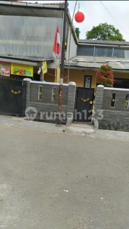 Jual rumah 2 lantai di komplek Bojong Raya Holis Cijerah