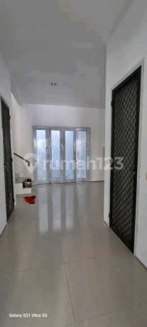 Rumah Pakuwon City Cluster Florence Surabaya Siap Huni ANG.A027