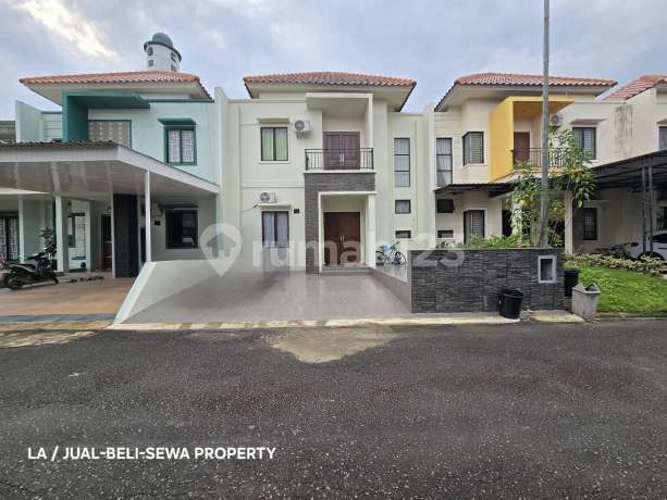 Dijual Rumah 2Lantai Siap Huni Diamond Palace (Hadap Selatan) Batam Centre..... Dijual Rumah 2Lantai Siap Huni Diamond Palace (Hadap Selatan) Batam Centre.....