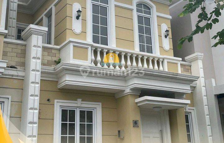 Rumah Tengah Kota Semarang Di Perumahan Paramount Village 