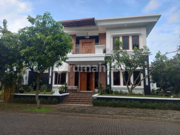 Rumah Mewah Full Furnished di Perumahan Bsb Semarang Barat