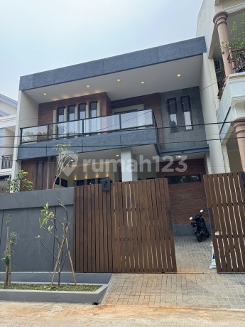 Rumah Brand New Kelapa Gading Siap Huni Lokasi Strategis Dijual