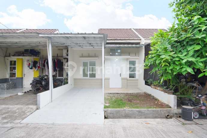 Rumah Furnished SHM di Perumahan Mustika Park Place, Cluster Navarra, Bekasi