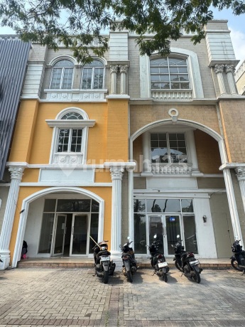 8M Ruko Bolsena Gading Serpong Gandeng 3 Lantai Hoek 8M Ruko Bolsena Gading Serpong Gandeng 3 Lantai Hoek