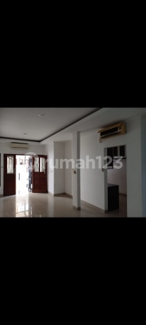 Siap Huni Semi Furnish Be Bebas Banjir.keamanan 1x24 Jam Siap Huni Semi Furnish Be Bebas Banjir.keamanan 1x24 Jam