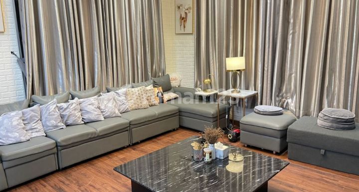 Rumah Townhouse Terenovasi Springhill Golf Residences, Jakarta Utara Rumah Townhouse Terenovasi Springhill Golf Residences, Jakarta Utara