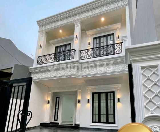 For Sale Brand New American Classic House in Sunter Agung