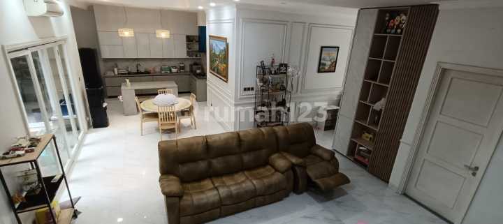 For Quick Sale: Lake View House, Semi Furnished, Beautiful The Springs Cluster Grisea - Gading Serpong For Quick Sale: Lake View House, Semi Furnished, Beautiful The Springs Cluster Grisea - Gading Serpong